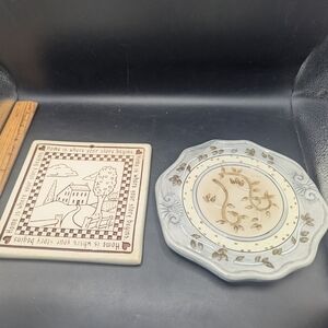 Vintage Lot Of 2 Ceramic Tile Trivets Seneca Ceramics And California Pantry